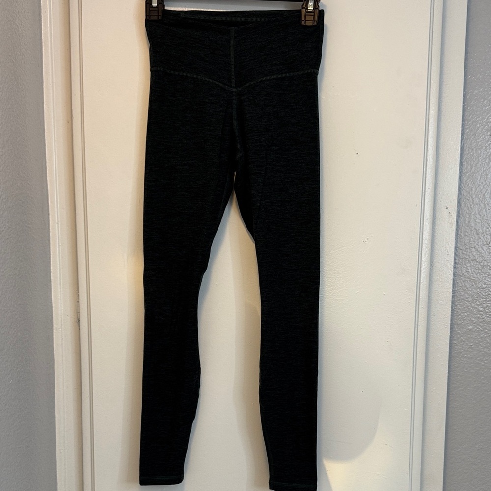 Fabletics Green Heather Power Hold Leggings
